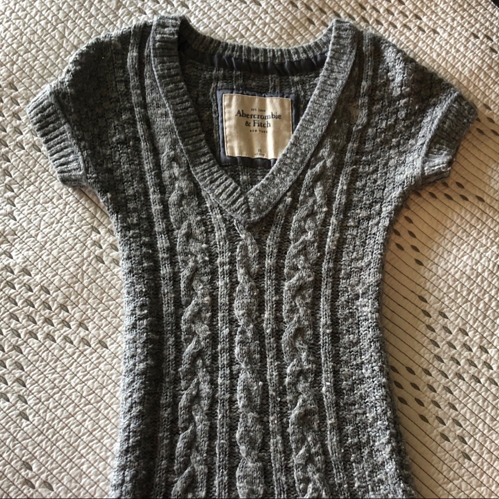 Abercrombie & Fitch Gray Knit Tunic - XS